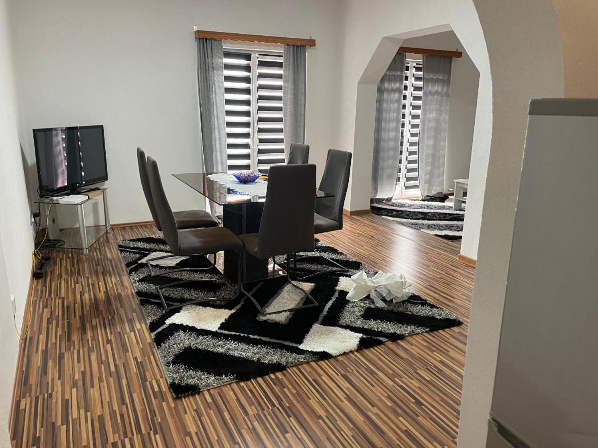 Cazin Centar Cuprija Apartman Kültér fotó